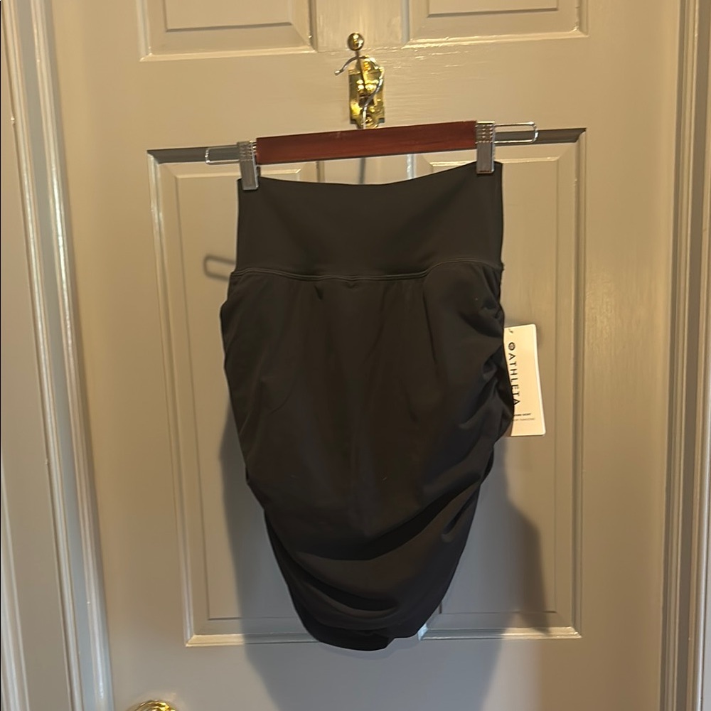 Athleta black Bubble Midi Skirt for Work